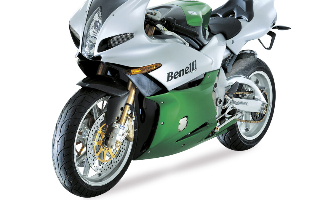Tornado 900